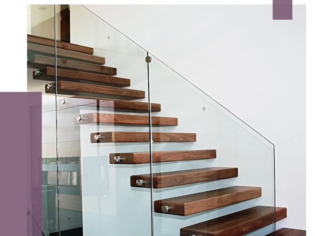 Стеклянные перила для лестницы в Гагарине от 15086 руб.