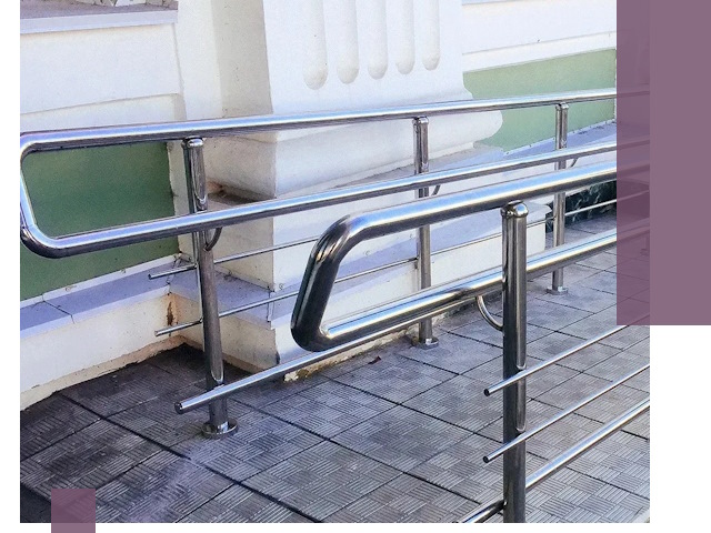 Ограждения пандусов из металла и нержавейки в Гагарине