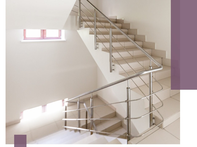 Установка и замена перил в подъезде в Гагарине